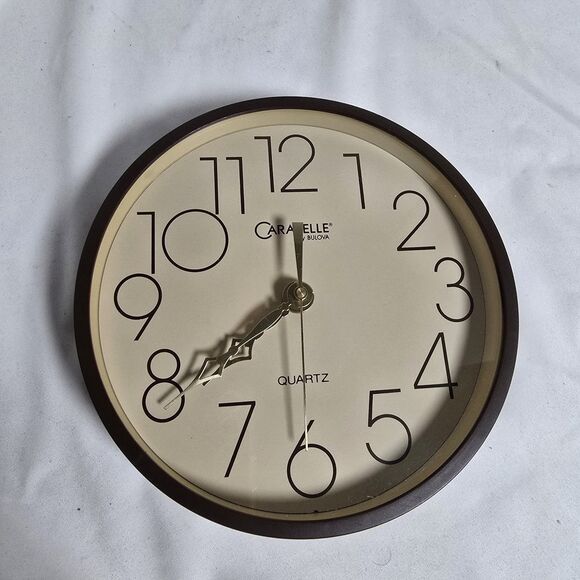 Caravelle by Bulova Wall Clock 1970s Vintage Beige & Brown Gold 7" Retro Prop - Picture 2 of 5